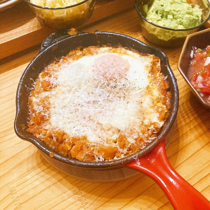 スキレットdeおつまみ★チョリソーエッグ